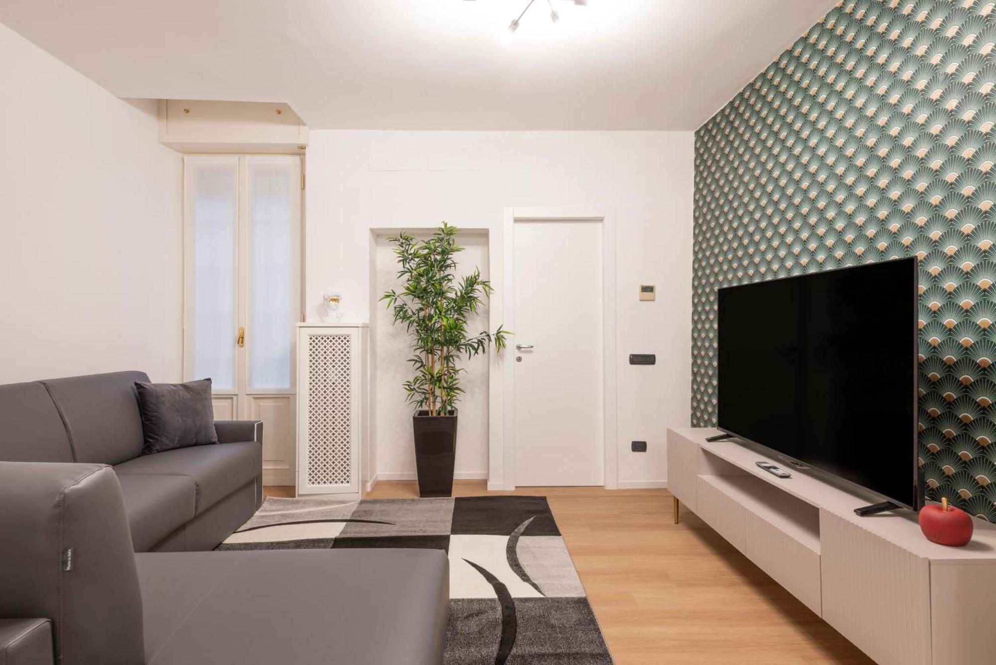 Milan Royal Suites Duomo Bagian luar foto